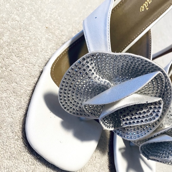 Brand New Unique Heels By LEMONADE - Size 11 - Heel Height Is 5 Inches - box 50 - Picture 2 of 7